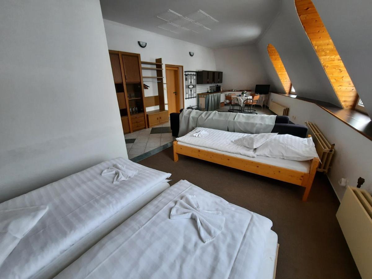 Hotel Koruna Jeseník Exterior photo