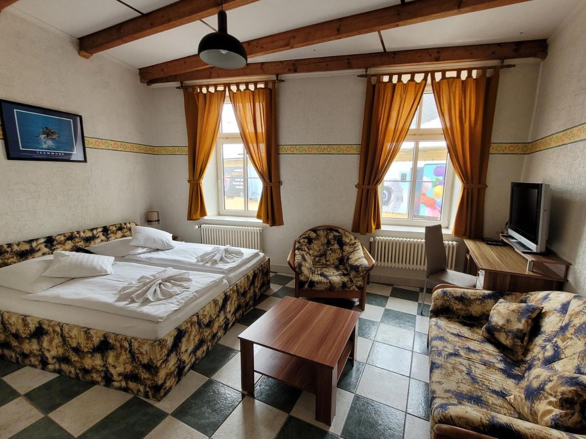 Hotel Koruna Jeseník Exterior photo
